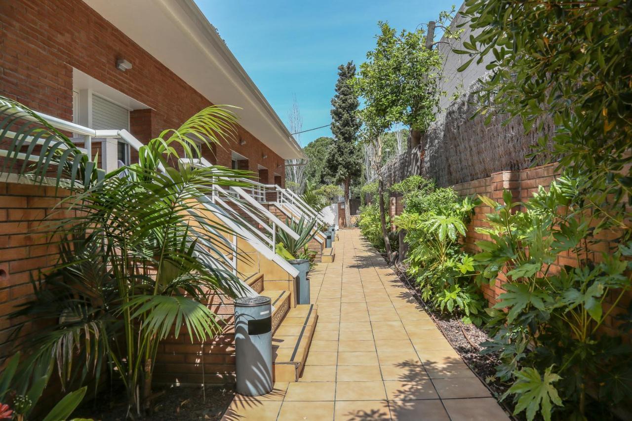 Rambla De Marisol Apartments Castelldefels Εξωτερικό φωτογραφία