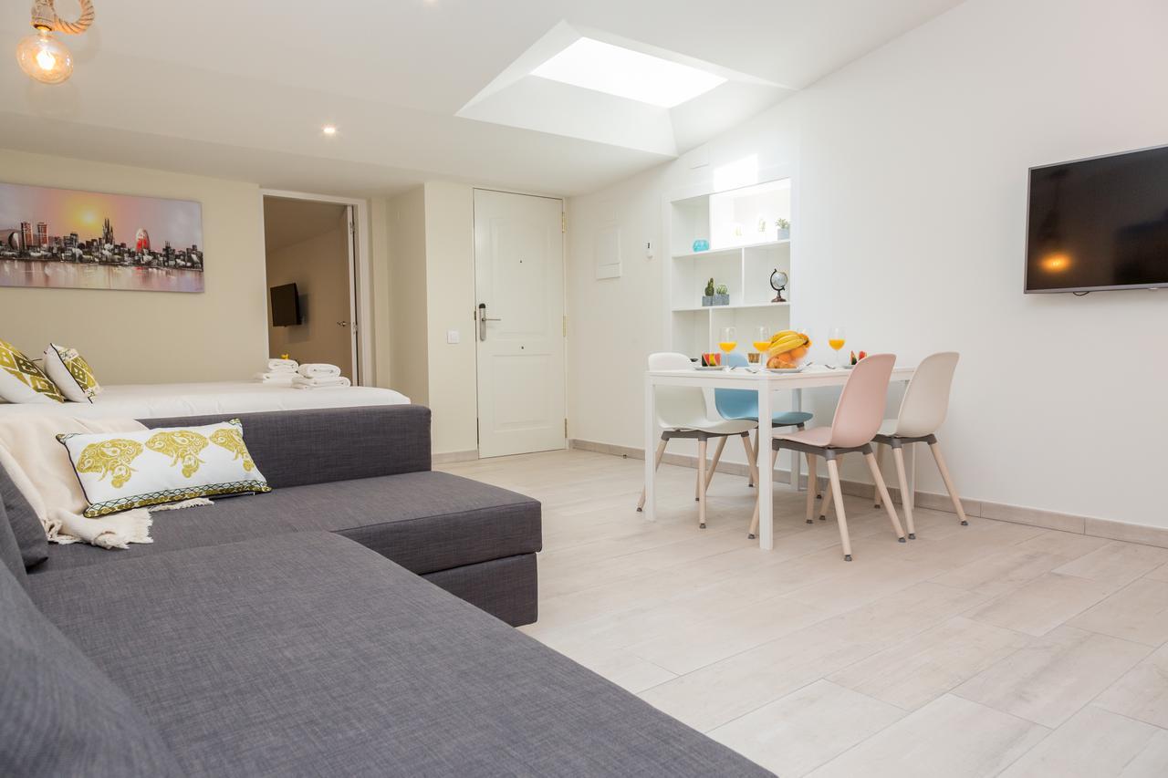 Rambla De Marisol Apartments Castelldefels Εξωτερικό φωτογραφία