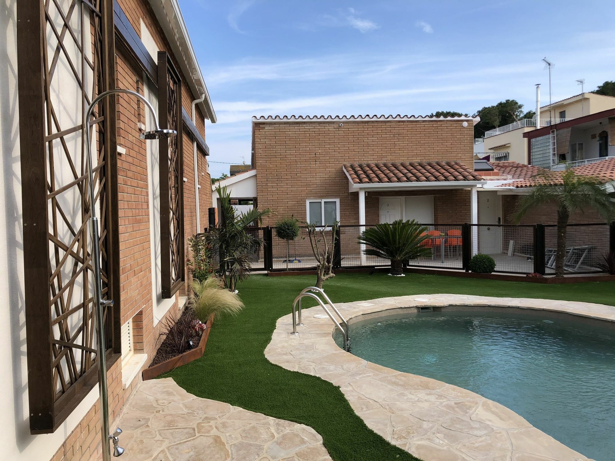 Rambla De Marisol Apartments Castelldefels Εξωτερικό φωτογραφία